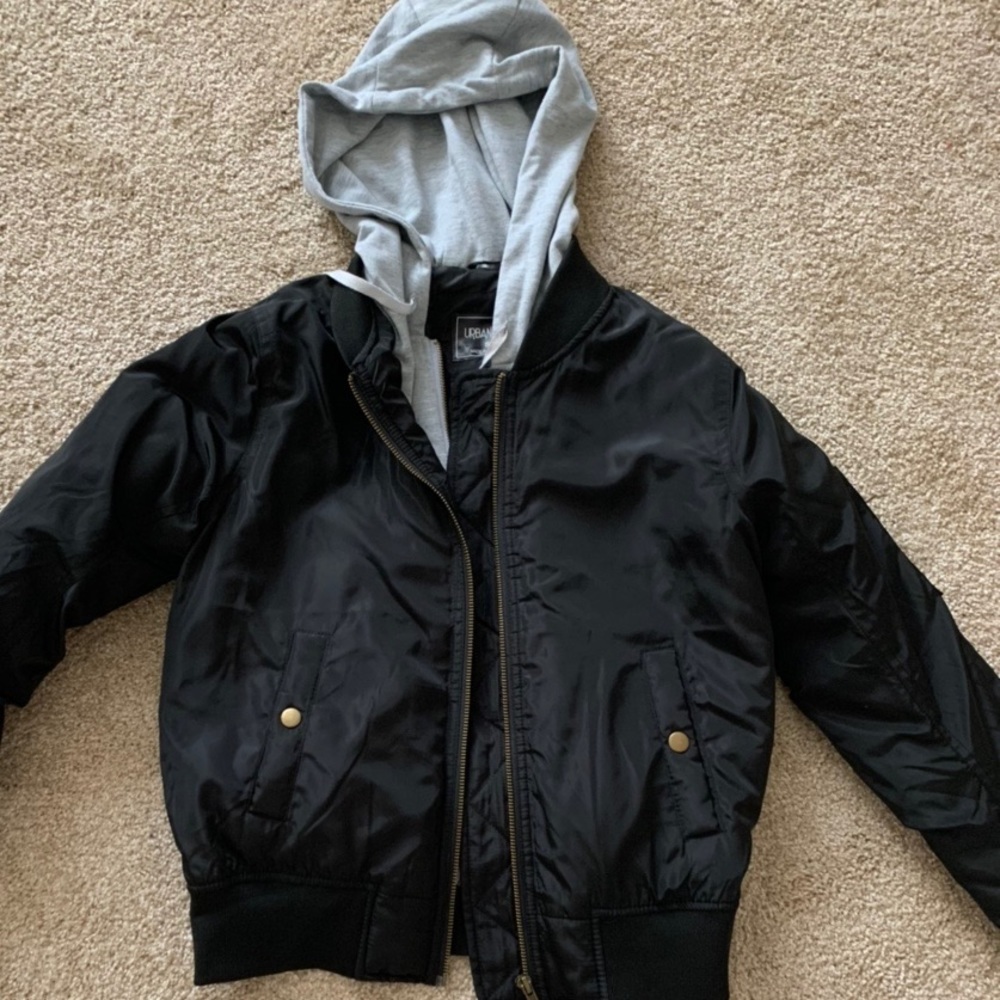 brand new jacket took tags off but never worn